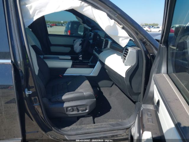 2023 TOYOTA TUNDRA HYBRID 5TFVC5DB0PX035001 Photo 4