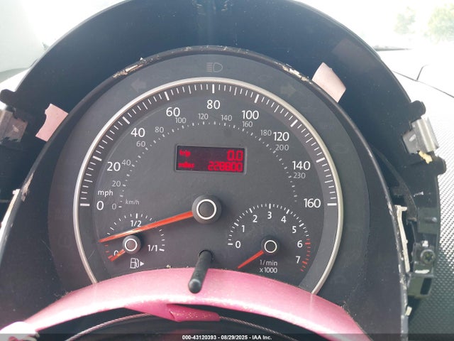 43120393 :رقم المزاد ، 3VWPG31C89M509765 vin ، 2009 Volkswagen New Beetle 2.5l مزاد بيع