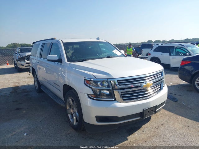 Продажа на аукционе авто 2016 Chevrolet Suburban Lt, vin: 1GNSCHKC3GR278247, номер лота: 43120397