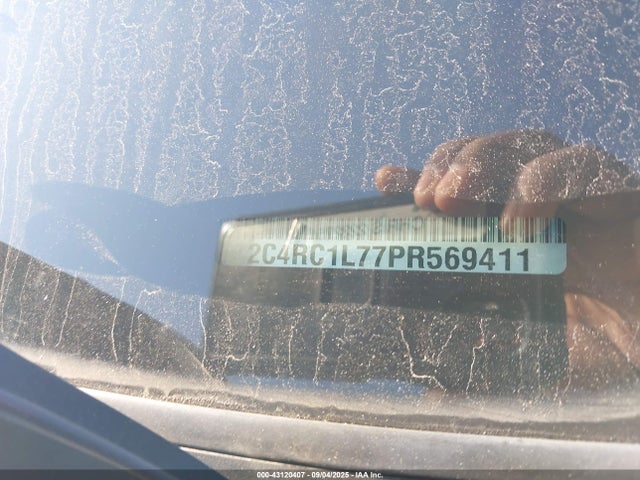 2023 CHRYSLER PACIFICA HYBRID 2C4RC1L77PR569411 Photo 8