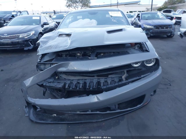 Dodge Challenger 2018 2C3CDZAG2JH246096 Image 12