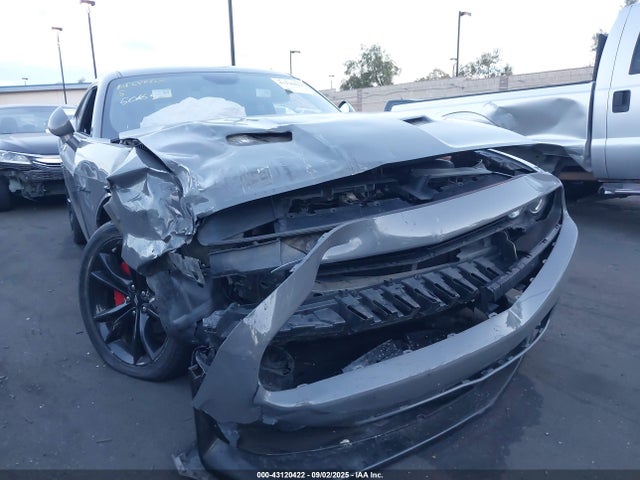 Dodge Challenger 2018 2C3CDZAG2JH246096 Image 6