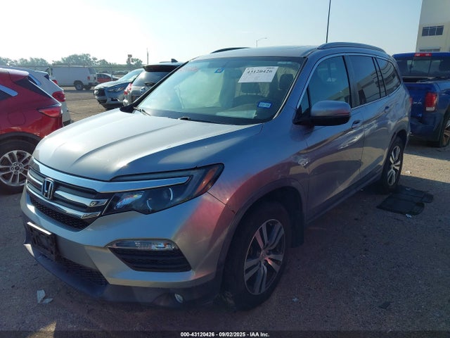 Honda j35y6 2017 5FNYF5H59HB024941 Image 2