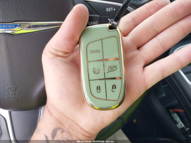 1C3CCCAB0GN170317 Chrysler 200