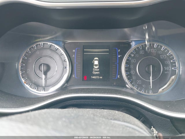 1C3CCCAB0GN170317 Chrysler 200
