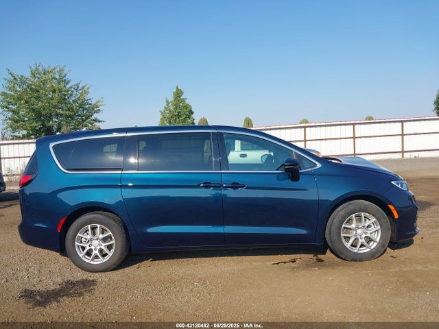Chrysler 2025 2025 2C4RC1BG3SR585003 Image 13