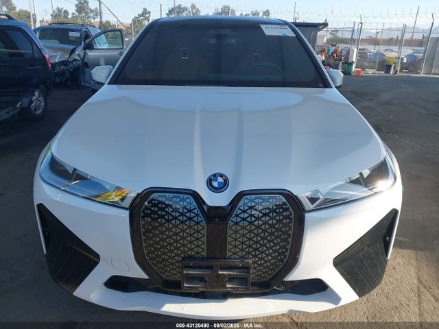 WB523CF04PCL61745 BMW Ix