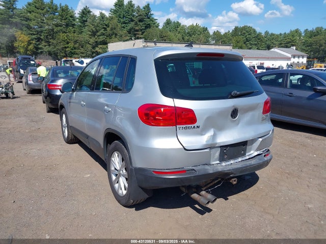 WVGBV3AX4EW541155 Volkswagen Tiguan
