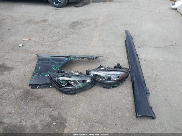 W1KAF4GB7RR159940 Mercedes-Benz m254