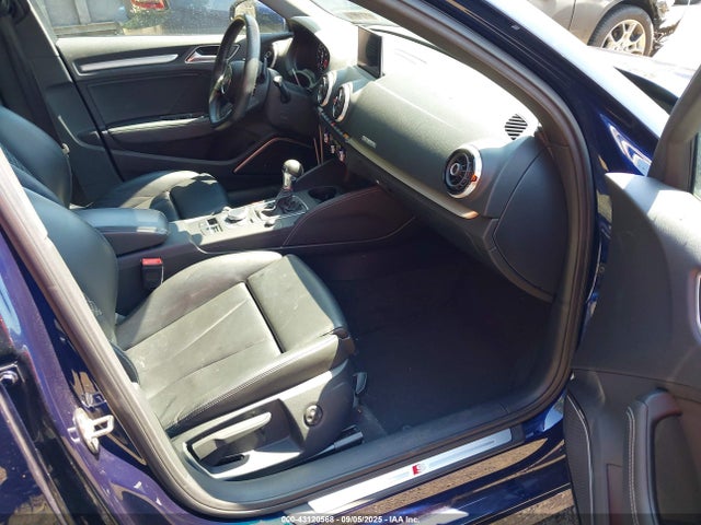 2017 AUDI S3 WAUB1HFF5H1013913 Photo 4