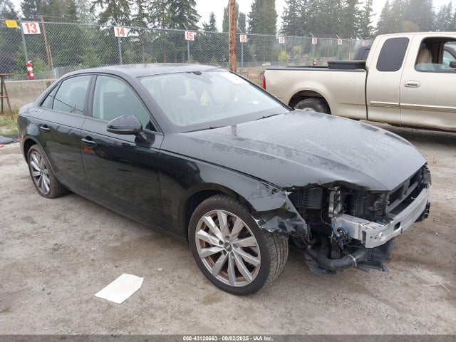 2017 AUDI A4 WAUANAF42HN025595 Photo 0