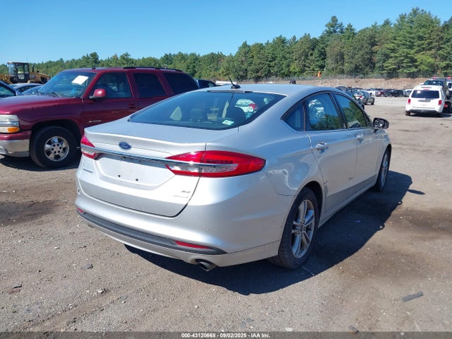 3FA6P0HDXJR187316 Ford 2018