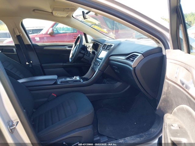 3FA6P0HDXJR187316 Ford 2018