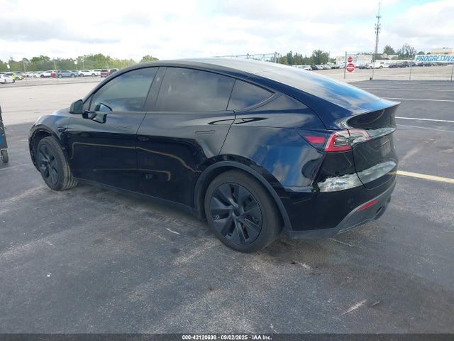 7SAYGDEE0RA321237 Tesla 2024