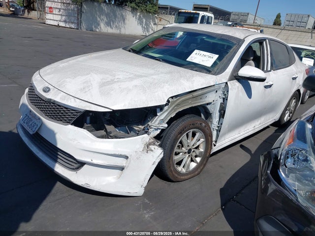 Продажа на аукционе авто 2017 Kia Optima Lx, vin: 5XXGT4L34HG153395, номер лота: 43120705