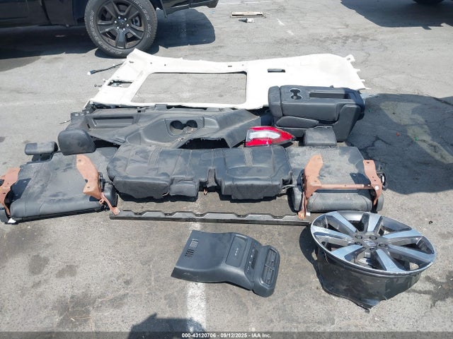 5FNYG2H71SB005076 Honda Pilot Touring