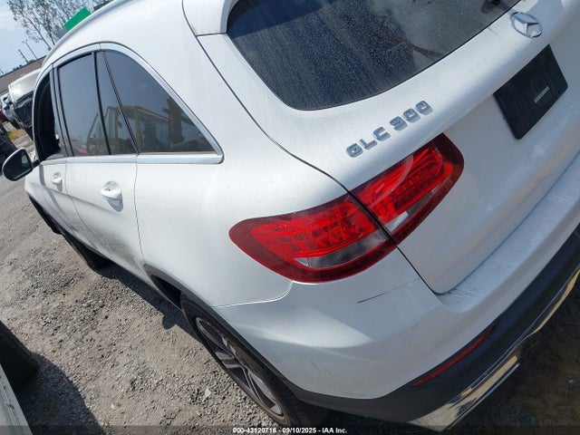 WDC0G4JB0JV019651 Mercedes-Benz m274
