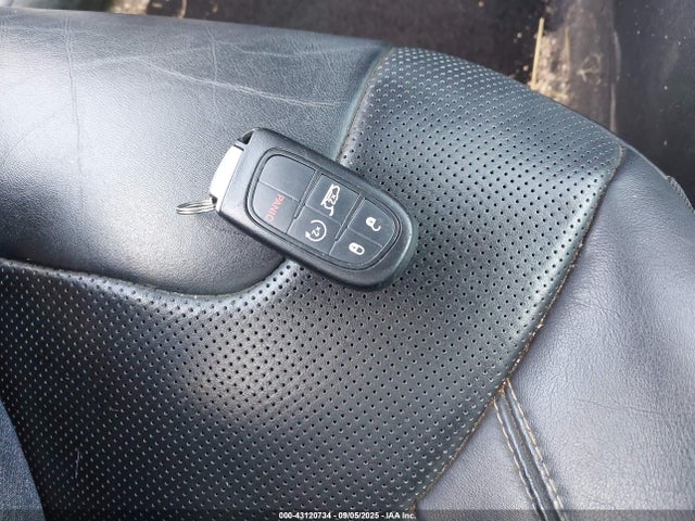 1C4PJMDS4FW752689 Jeep 2015