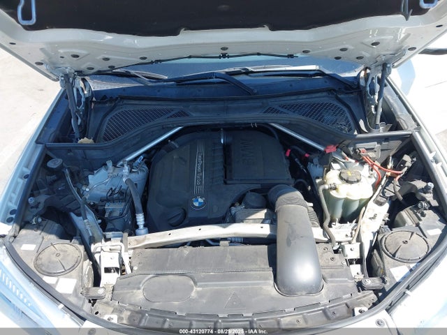 5UXKR0C54J0X92157 BMW X5