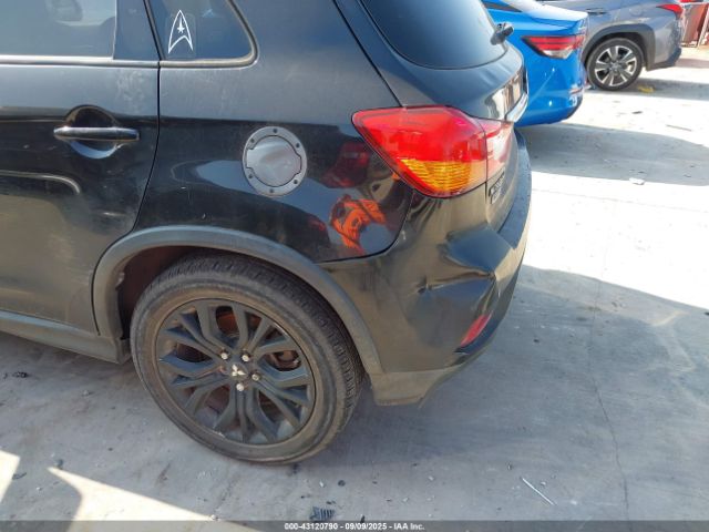 2018 MITSUBISHI OUTLANDER SPORT JA4AP3AU8JZ030759 Photo 5