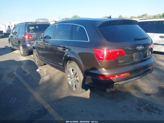 2011 AUDI Q7 WA1VMAFE9BD002984 Photo 2