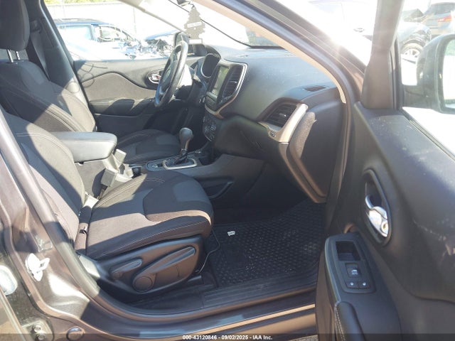 Jeep Cherokee 2017 1C4PJMCB4HW537950 Image 5