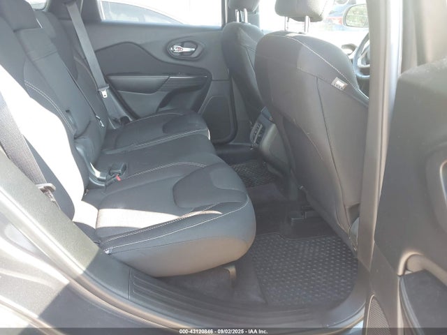 Jeep Cherokee 2017 1C4PJMCB4HW537950 Image 8