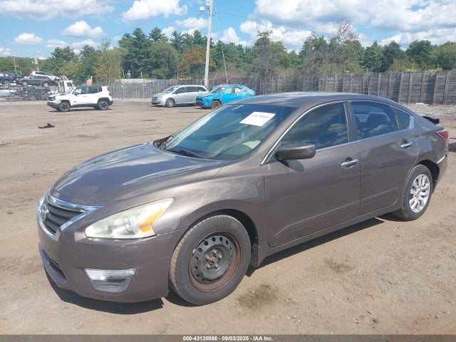 Nissan 2015 2015 1N4AL3AP6FC255984 Image 2