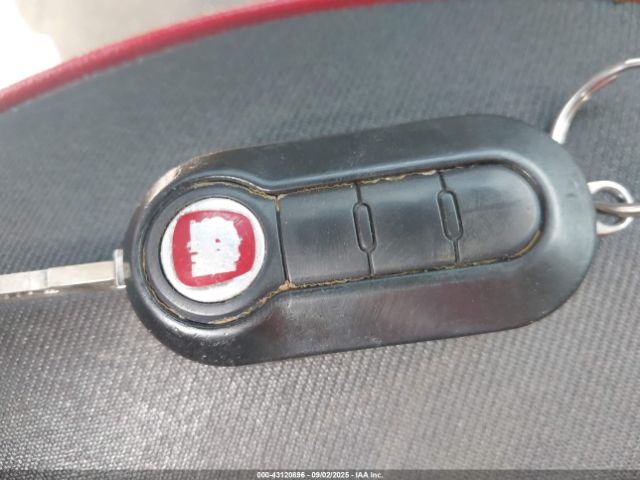 2017 FIAT 500 3C3CFFKR8HT659263 Photo 10