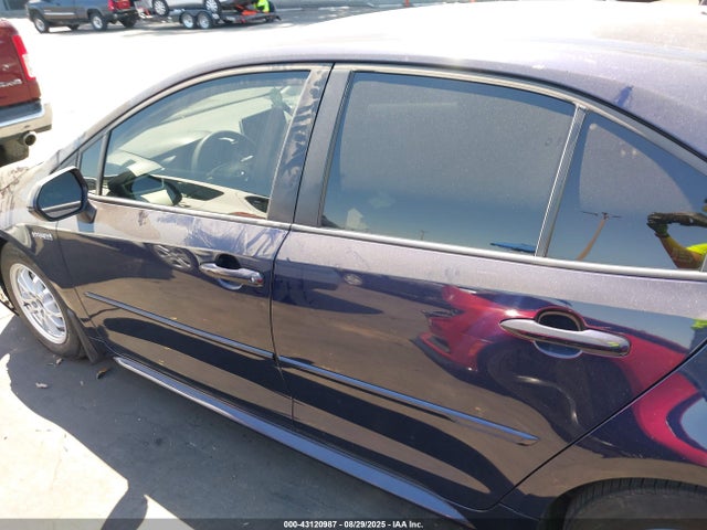 Toyota Corolla 2020 JTDEBRBE3LJ015930 Image 28