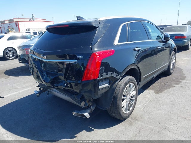 2018 CADILLAC XT5 1GYKNCRS2JZ100477 Photo 3