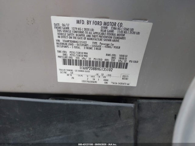 43121100 :رقم المزاد ، 1FAHP2D88HG135102 vin ، 2017 Ford Taurus Se مزاد بيع
