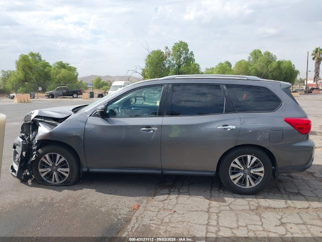 Nissan 2017 2017 5N1DR2MN1HC637025 Image 14