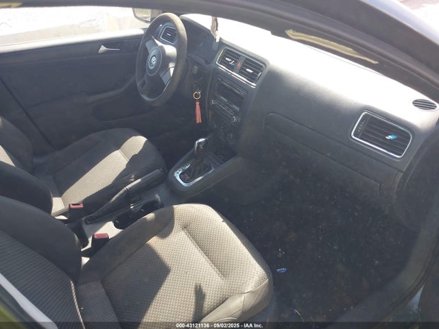 2012 Volkswagen Jetta 2.0l S მანქანა იყიდება აუქციონზე, vin: 3VW2K7AJ1CM330540, აუქციონის ნომერი: 43121136
