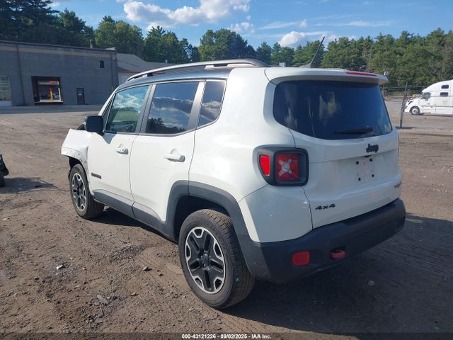 Jeep 2016 2016 ZACCJBCT8GPD98753 Image 3