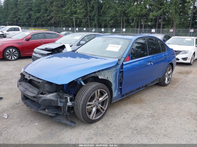 BMW 2014 2014 WBA3B9C58EP458075 Image 2