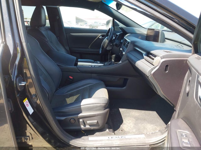 Lexus 2017 2017 2T2ZZMCA2HC056057 Image 5