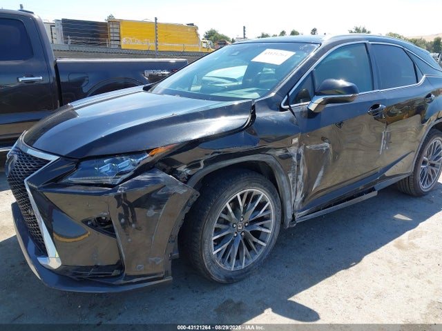 Lexus 2017 2017 2T2ZZMCA2HC056057 Image 6