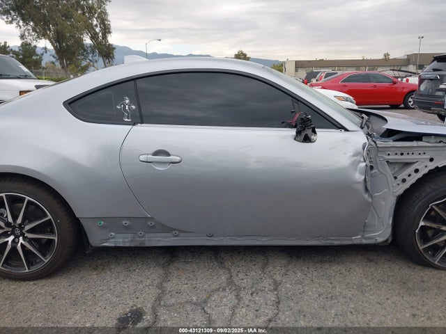 Toyota GR86 2024 JF1ZNBB19R8760040 Image 18