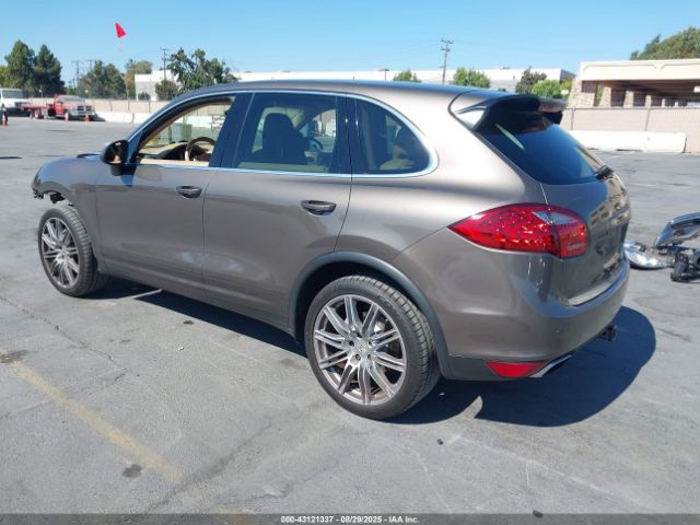 2012 PORSCHE CAYENNE WP1AB2A23CLA43601 Photo 2