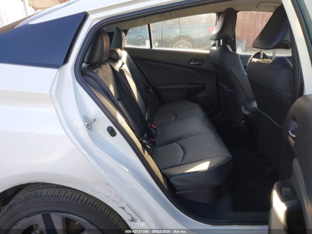 2022 TOYOTA PRIUS JTDKAMFU6N3181814 Photo 7