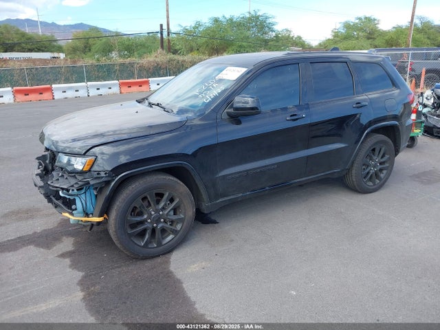 1C4RJEAG2KC672706 Jeep Grand Cherokee Altitude 4x2