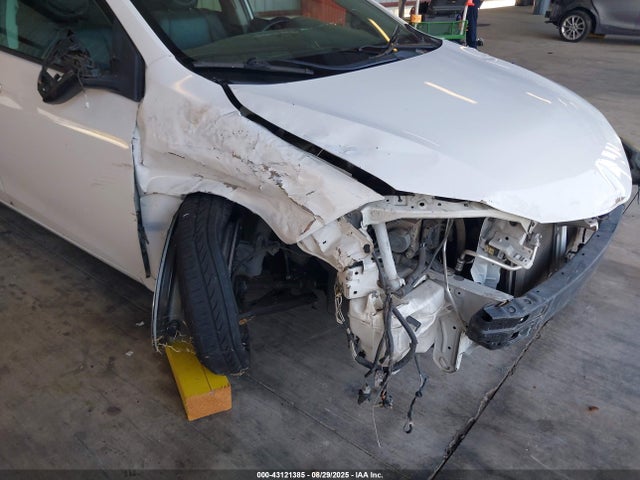 Toyota 2zr-fe 2015 2T1BURHE5FC382297 Image 6