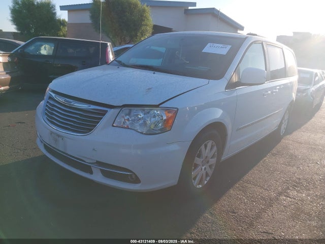 2C4RC1BG7FR696417 Chrysler Town and Country