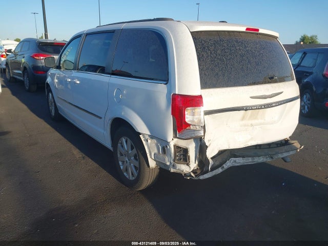 2C4RC1BG7FR696417 Chrysler Town and Country