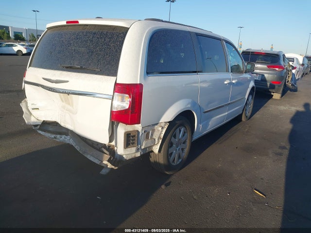 2C4RC1BG7FR696417 Chrysler Town and Country
