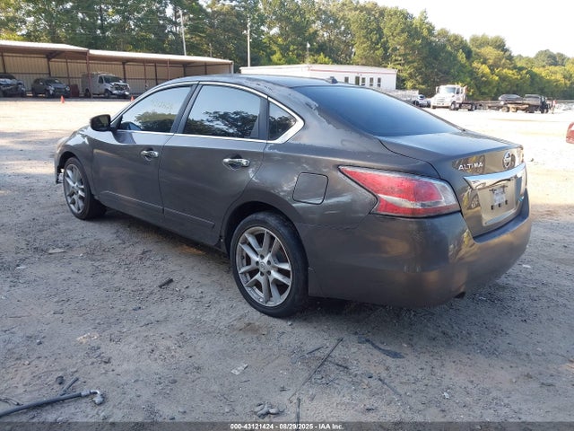 Nissan Altima 2014 1N4AL3AP3EN246355 Image 3