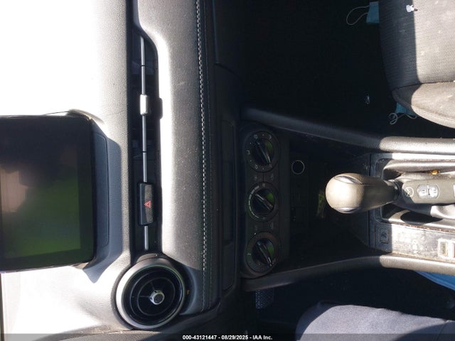 Mazda pe 2019 JM1DKDB74K0410350 Image 11