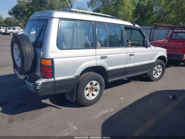 1994 MITSUBISHI MONTERO JA4MR41H4RJ011555 Photo 3