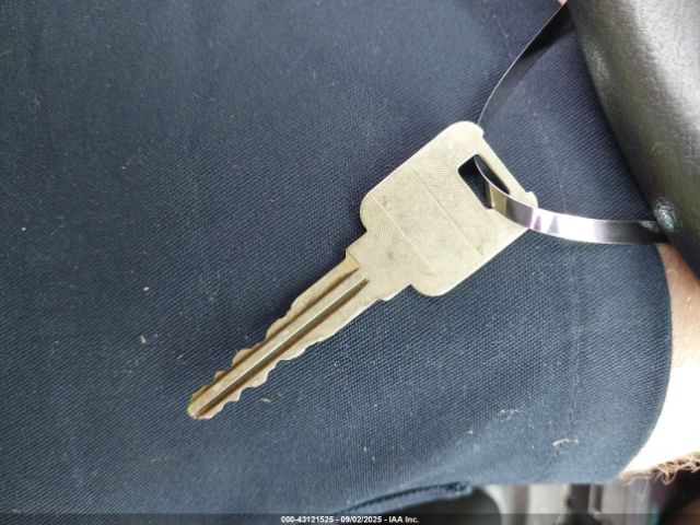 2000 FORD ESCORT 3FAKP1136YR105307 Photo 10